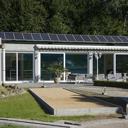 Luxurious 't Kasteelhof